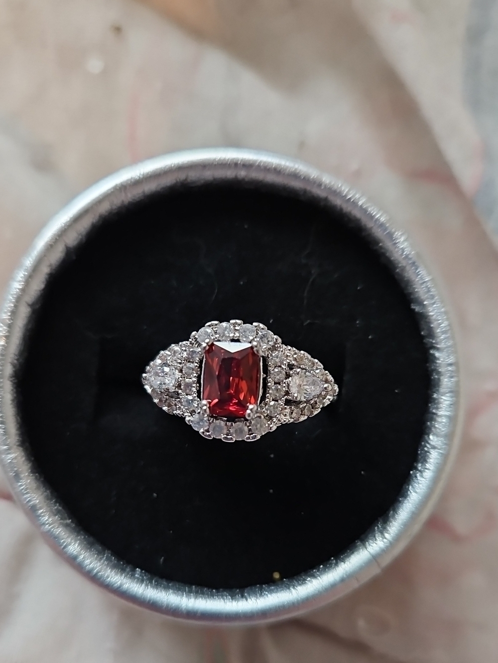 BRAND NEW ** Red Centerstone Halo Cocktail Ring with Clear Accents